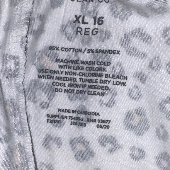 Arizona jean Co white / yellow / black cheetah pattern legging a ( Never Worn ) - Picture 7 of 7